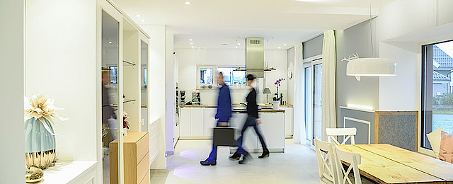 Präsenz­melder bei M&B Elektrotechnik GmbH in Unterwellenborn OT Bucha