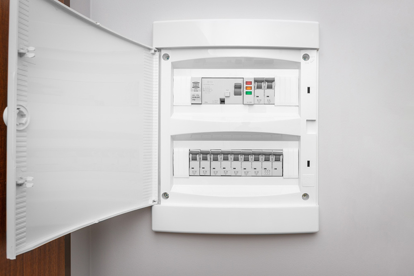 Über­spannungs­schutz bei M&B Elektrotechnik GmbH in Unterwellenborn OT Bucha