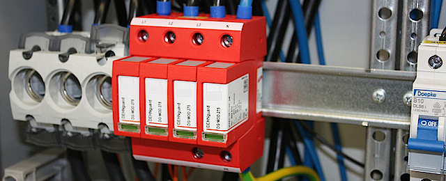 Über­spannungs­schutz bei M&B Elektrotechnik GmbH in Unterwellenborn OT Bucha
